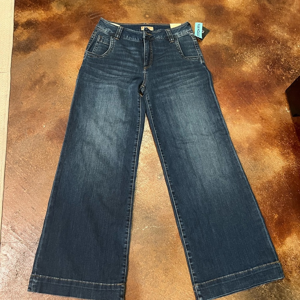 Wide-Leg Dark Blue Jeans